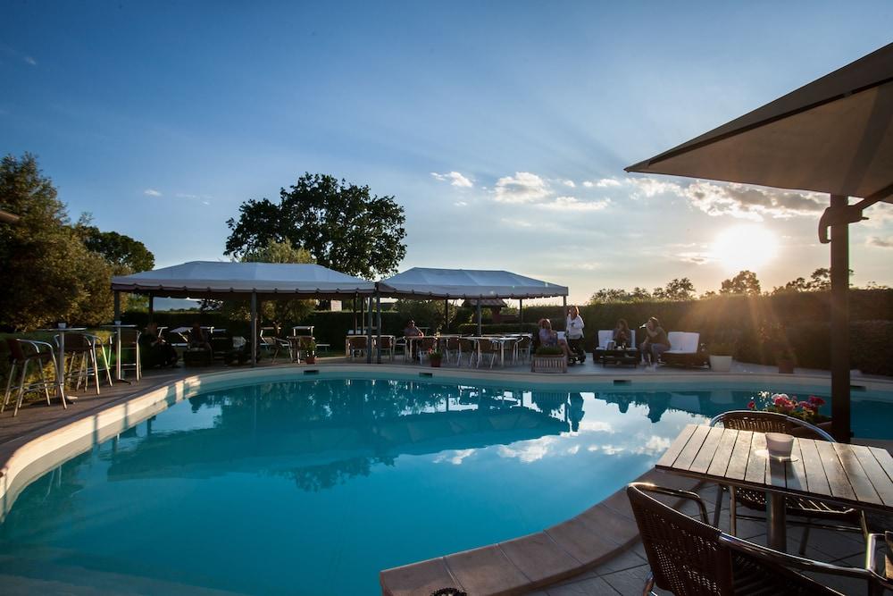 Hotel La Posta Di Torrenova Orbetello